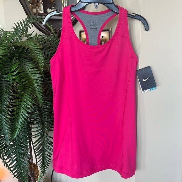 Brand New Nike Dri-Fit Pink Racerback Training Tank Top Lightly Padded Bra Cups - Picture 1 of 16